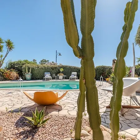 Garden - Shared Pool & Designer Interiors * Ольбія