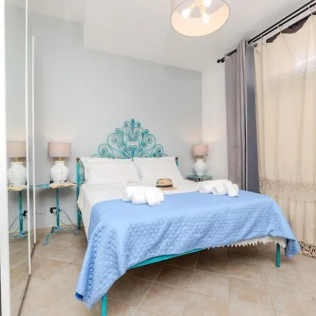 Garden - Shared Pool & Designer Interiors Апартаменти *